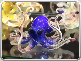 Glass-Octopus-Sculpture-3