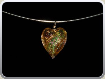 Gold-Opalescent-Murano-Glass-Heart-Pendant